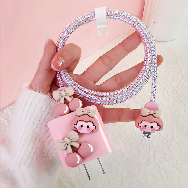 Cartoon Girl Charger Protector Cute Pink Cable Protector Per Apple Iphone 14 13 18/20W Power Adapter Custodia Per Caricabatterie Per Iphone