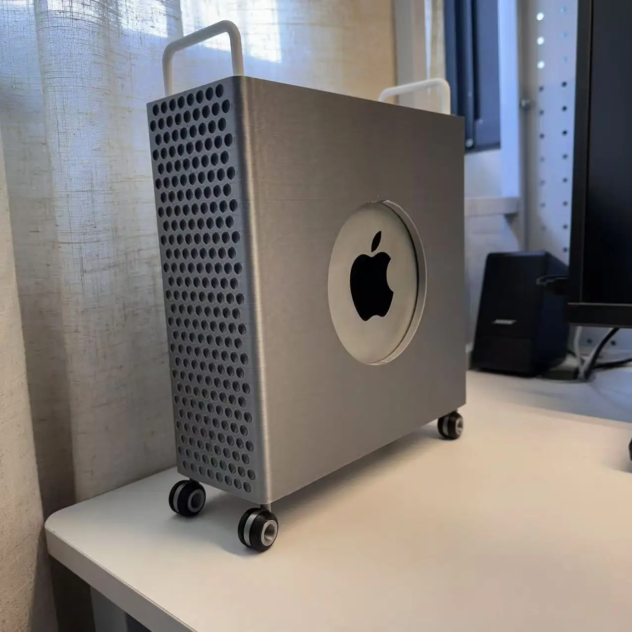 맥 미니 M2/M1 브래킷 소형 섀시 맥 프로 형태 모든 세대의 맥 미니 소형 사무용 브래킷에 호환 가능 3D 프린팅