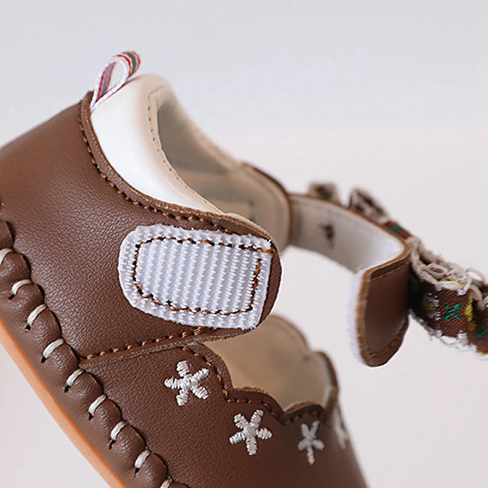 Princess PU Baby Shoes Girl Mary Jane Flats Bow Flower Embroidery Soft Sole Rubber Anti-slip Toddler Shoes Newborn Crib