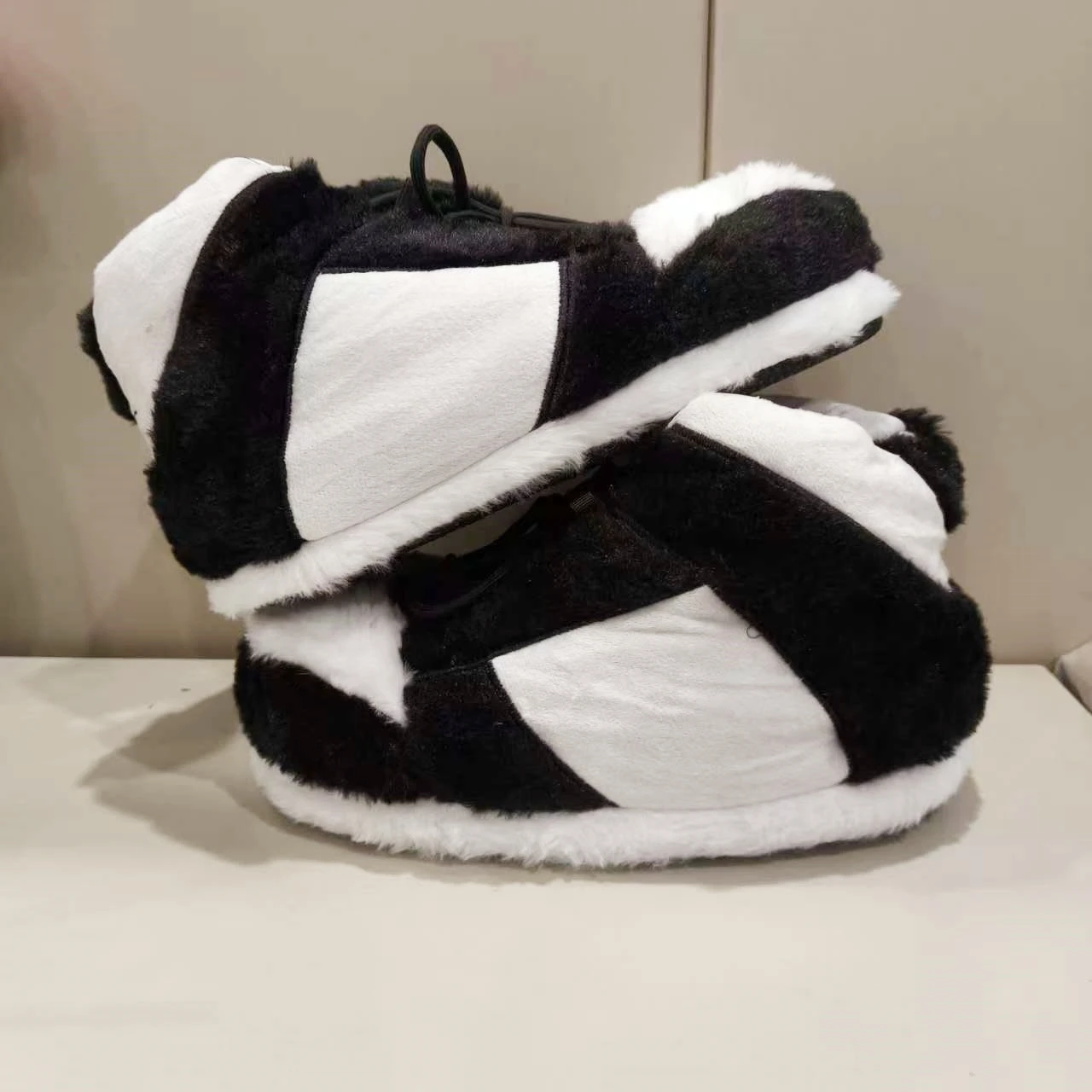 أحذية منزلية دافئة من القطيفة مقاس واحد للنساء/الر...