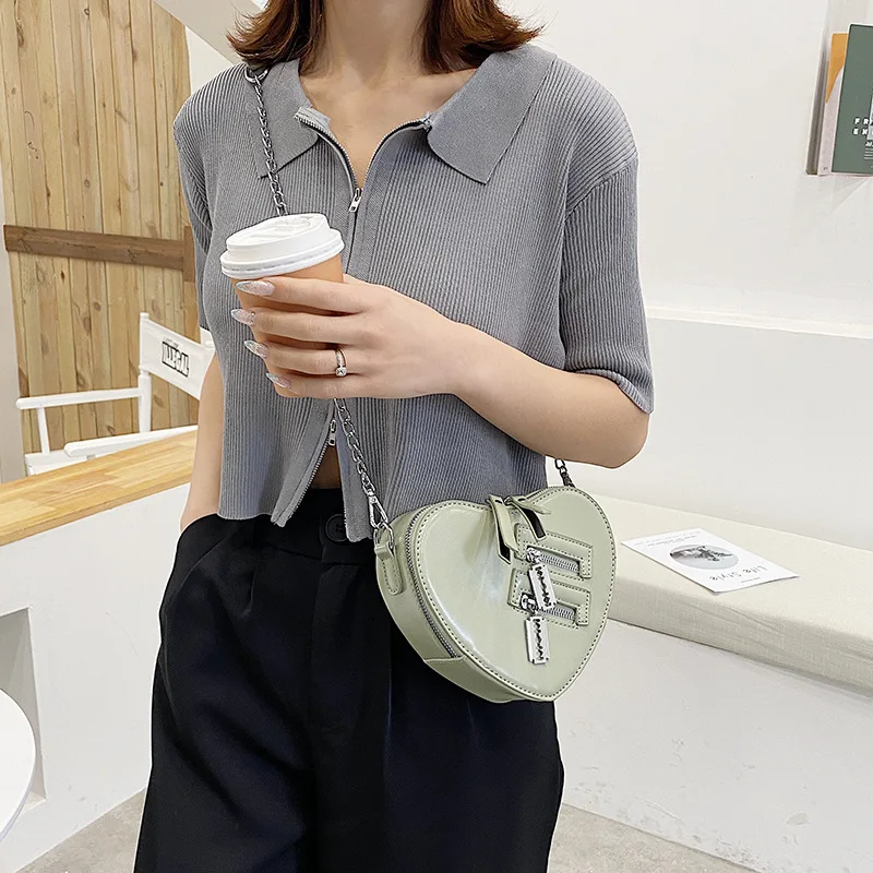 Gothic Heart Blade Zipper Chain Crossbody Bags for Women Girl Casual Shoulder Purses Handbags Techwear Summer Wallet Goth crossbody bag women handbags