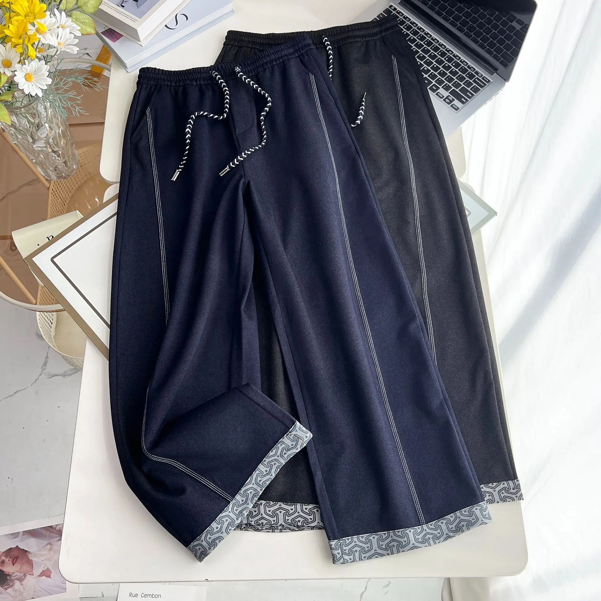 Fashion Plus Size Women's Jeans New Stylish rolled-up Cuffs Autumn 2025 Casual Denim Straight Leg Pants 26005