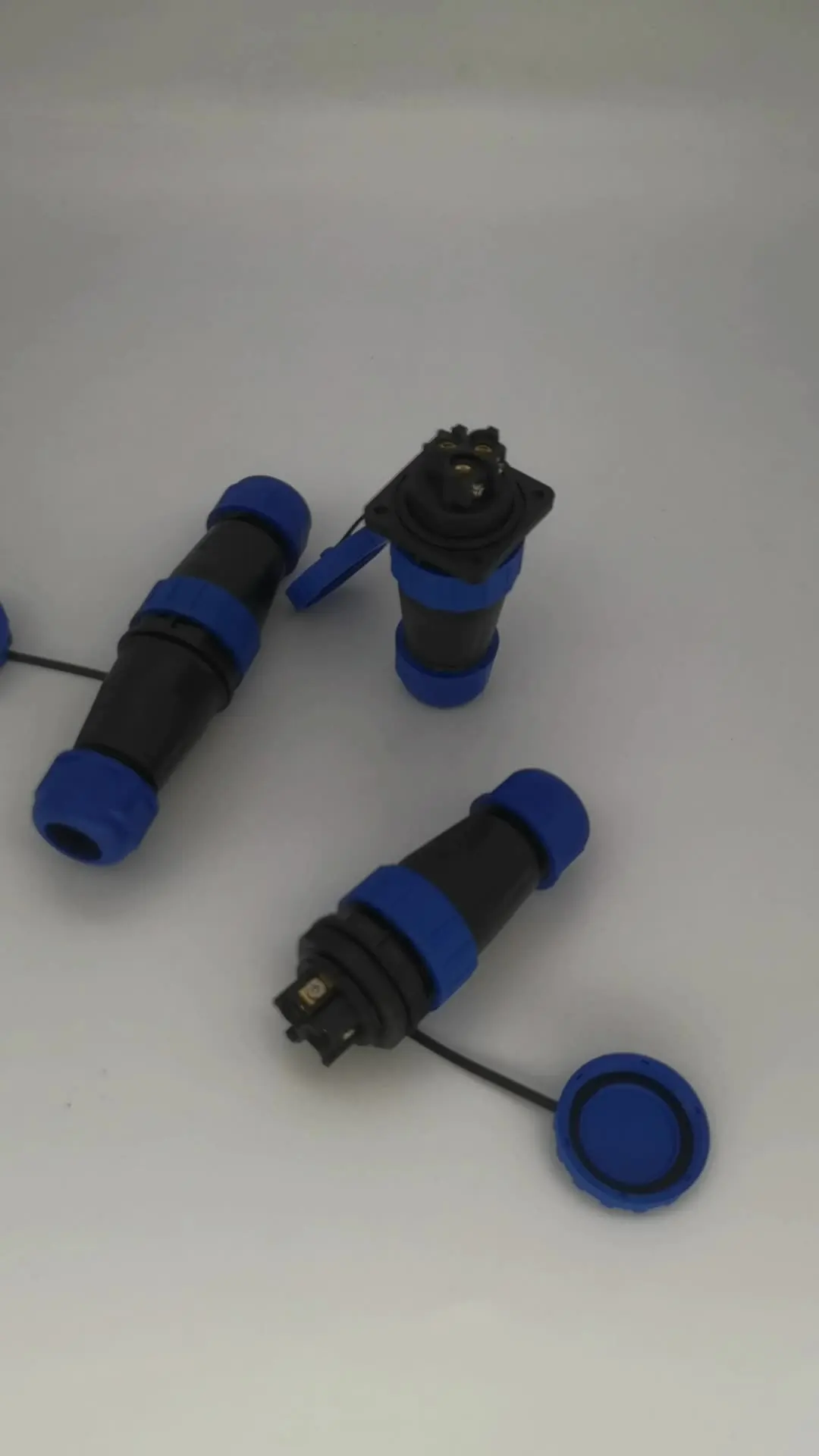 thumbnail image 2 of LP/SP21 Nut/Flange/Docking Waterproof Connector Welding Free 2/3/4/5/6/7 Pin IP68 Outdoor Female Plug Male Socket Screw Wiring 2 of 12