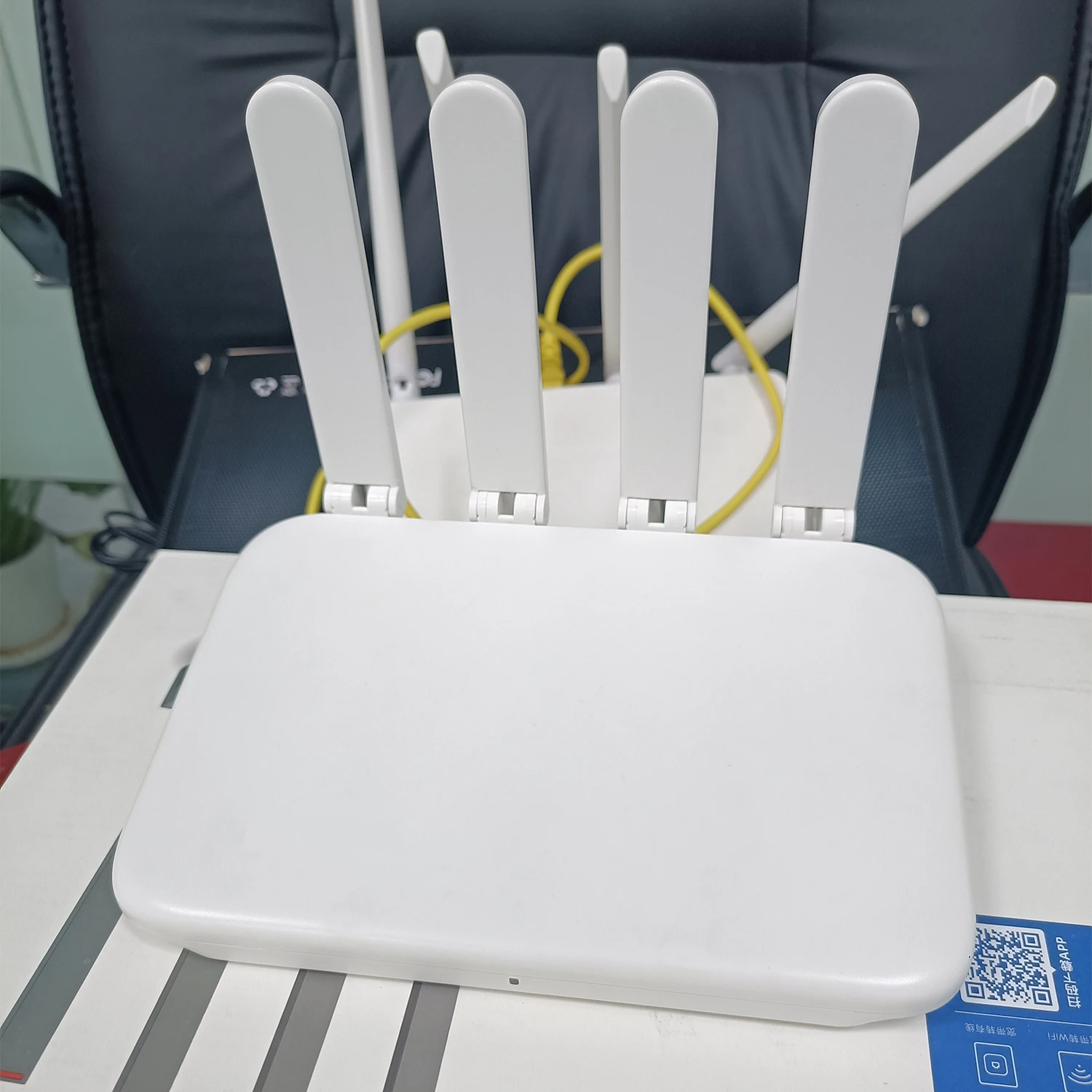Roteador Zbt 4g com Antena de Alto Ganho Modem 300mbps Ec200aeuha Cartão Sim x Lan Amplificador de Sinal Externo We2805-c - Imagem 2