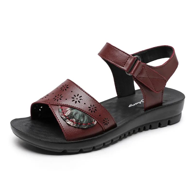 Summer fashion leather woman sandals mother large size casual flat sandals slip-on comfort elderly soft bottom Plus size
