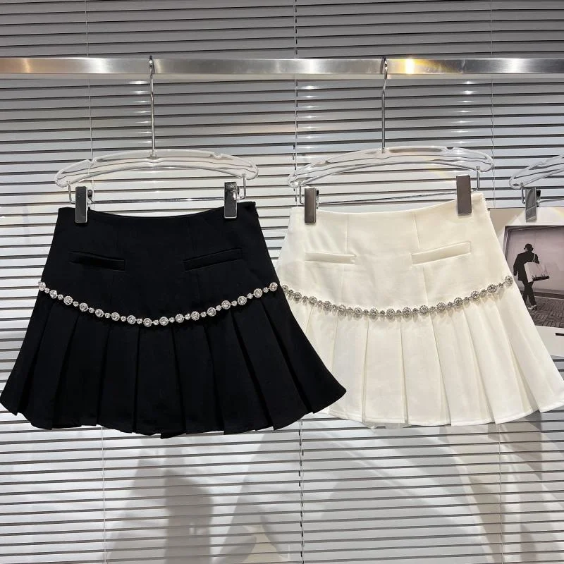 DEAT Women Rhinestone Edge Design Solid Color Pleated Skirt New High Waist Fashion Temperament Spring Summer 2022 11D9406 black mini skirt
