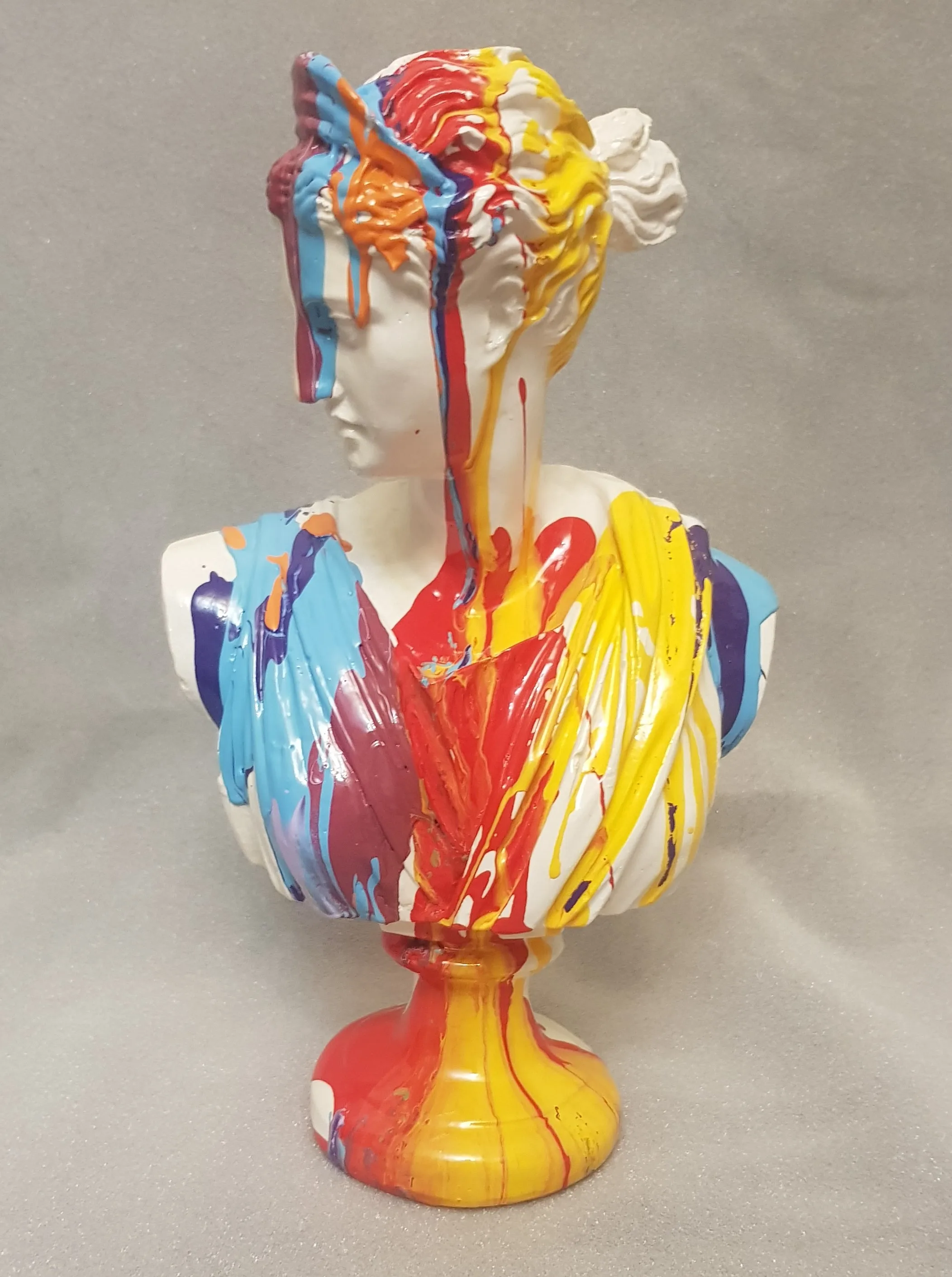 

POP-ART DIANA STATUE SCULPTURE