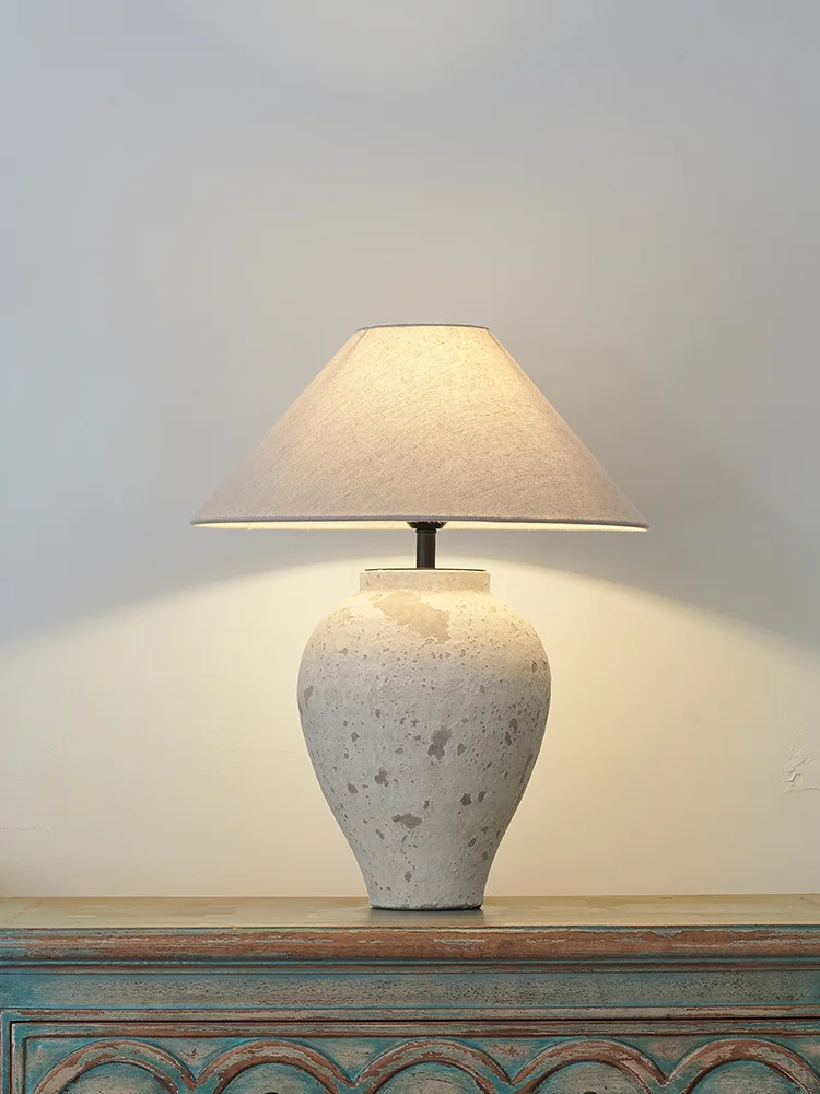 

Japanese retro style ceramic fabric table lamp bedroom homestay living room new Chinese creative study room bedside