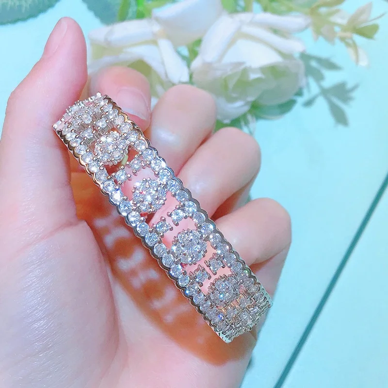 

Wholesale European Fashion Woman Girl Bride Mother Party Birthday Wedding Gift Shiny AAA Zircon 18KT White Gold Bracelet Bangle