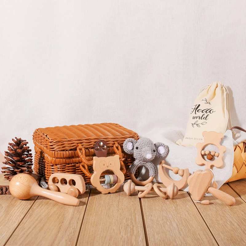 Wooden Baby Rattle Gift Set – Crochet Animal Toy & Montessori Keepsake Box