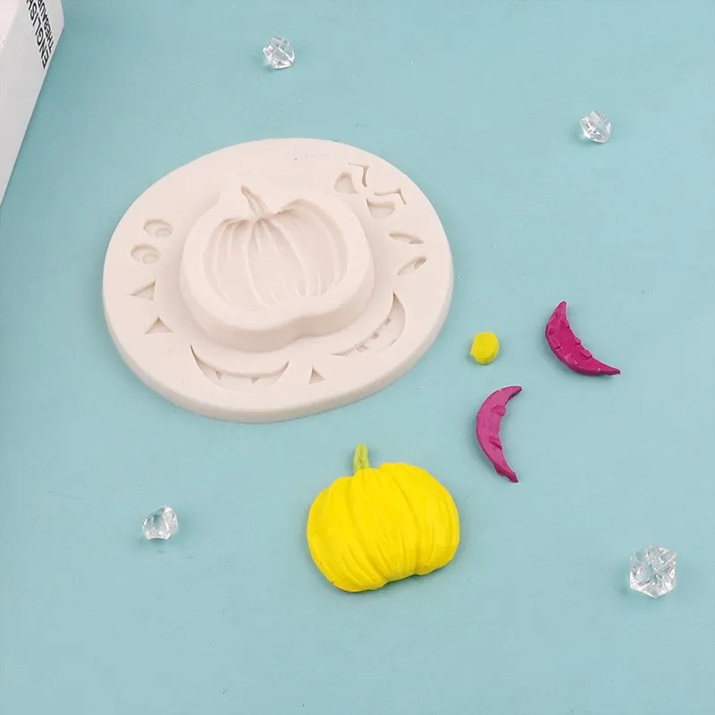 

Силиконовая форма в виде тыквы, призрака на Хэллоуин, форма для помадки, торта, десерта, кондитерских изделий, шоколада, украшения для кухни, Аксессуары для выпечки, инструменты