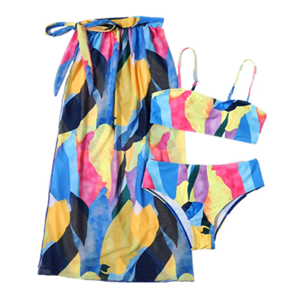 European and American bikini swimsuit rendering printing European and American style three-piece sexy slingEuropean and American