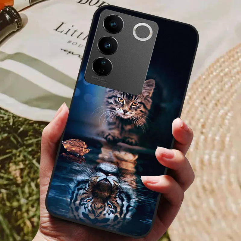 Sleek Black Silicone Phone Case - Durable TPU Protective Cover