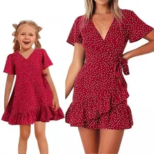 

Polka Dot Mother Daughter Dresses Family Set V-Neck Mom Baby Mommy and Me Matching Clothes Ruffled Women Girls Fashion Dress