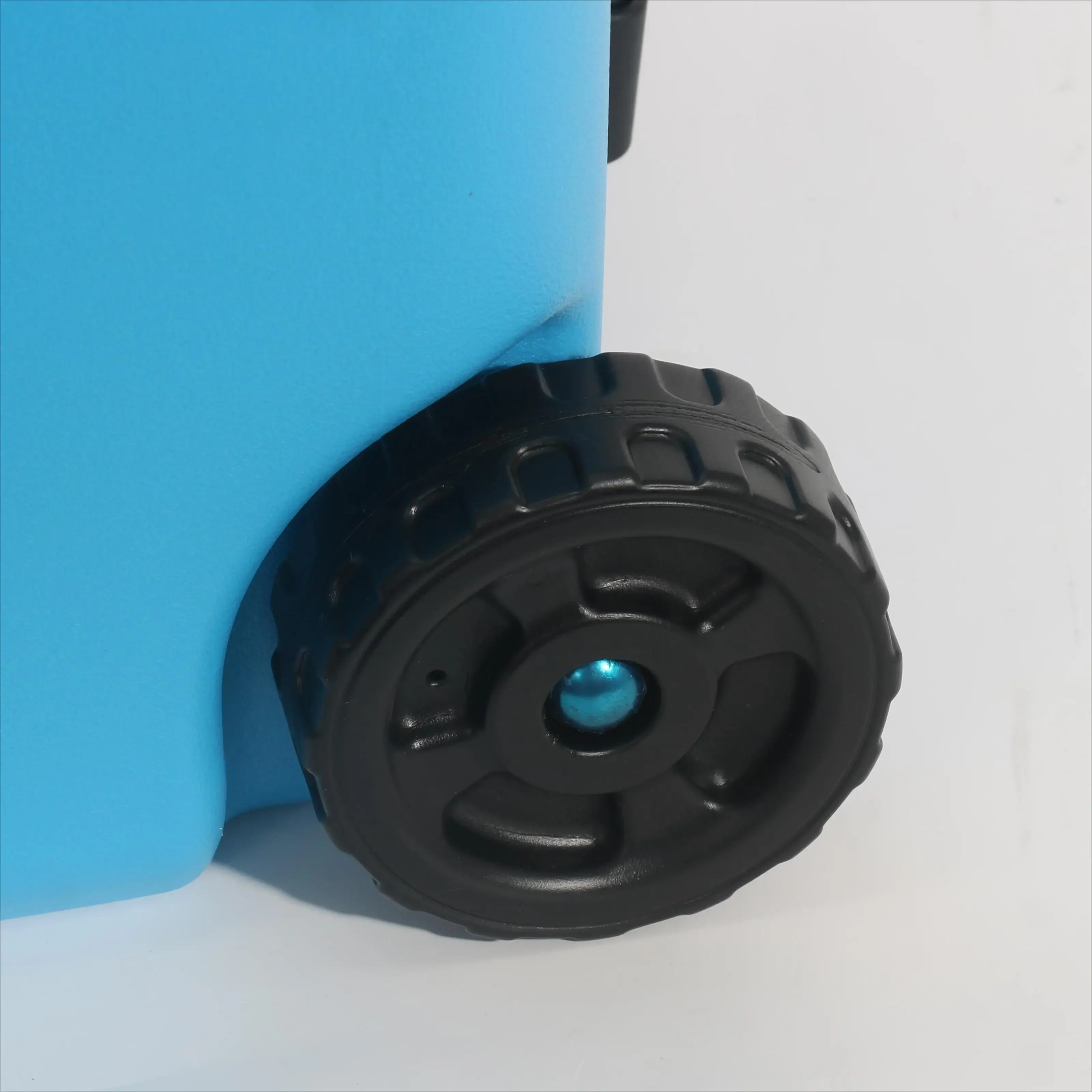 Cold Chain Freezer Ice Cooler Box with Wheels, Customized, Portable, Keep Food Warm, Retail, Medium Size, 30L
