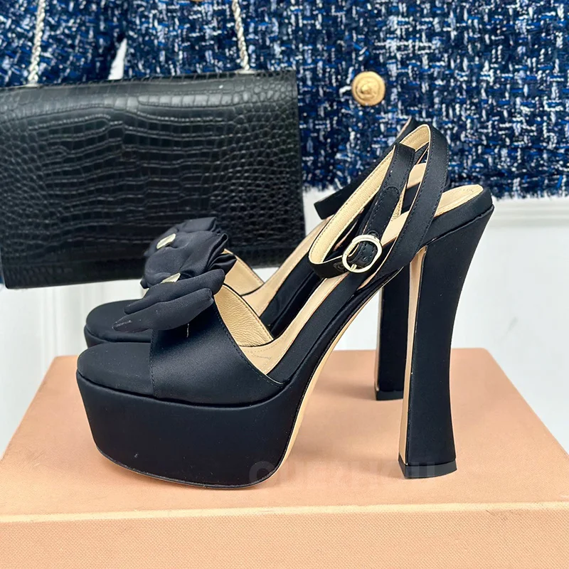 

Female Sandals Summer Walk Show New Style Platform Design Butterfly Knot Decoration Ladies Shoes Eye Catching Fashion Sandals