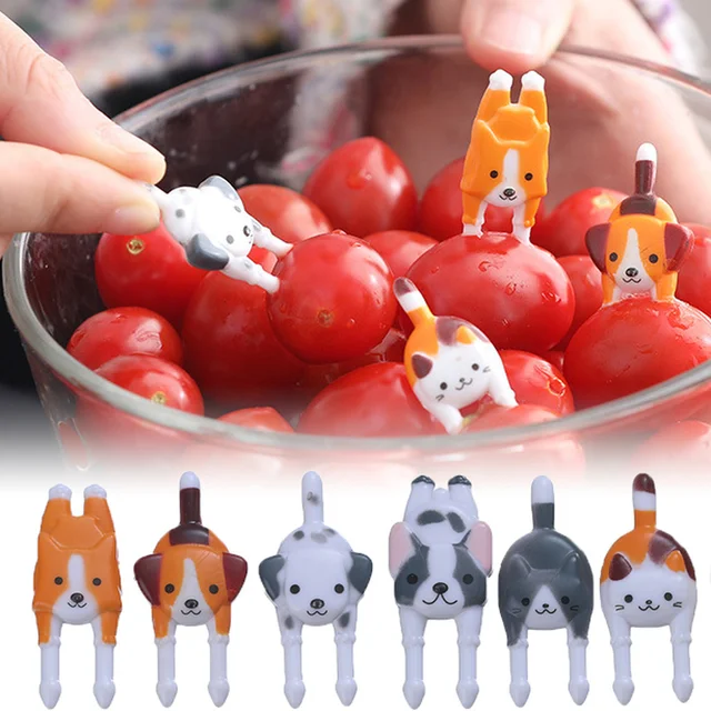 6/7/10 db Animal Farm Fruit Fork Mini Rajzfilm Gyerekek Snack Torta Desszert Étel Gyümölcsök Pick Poothpick Bento Ebéddekoráció Dekoráció
