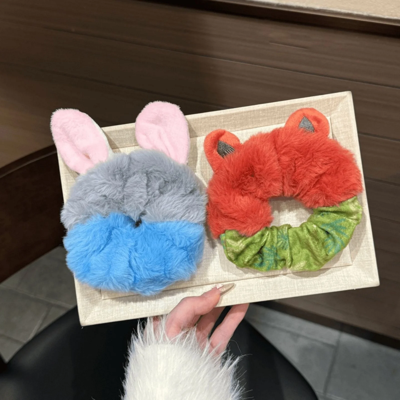2PCS Crazy Animal City Theme Plush Scrunchie Set, Fox Rabbit Hair Ties, Cute Cartoon Hair Accessories, Stylish Party Hair Decor