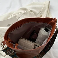 Wide Geometric Strap Shoulder Bag Large Capacity Crossbody Bags For Women,Retro Pu Leather Women’s Bag For Shopping Travel