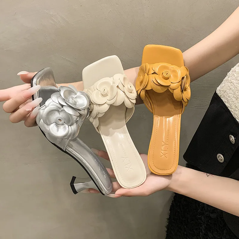 

Мюли женские на тонком каблуке, повседневные туфли без задника, роскошные сандалии с цветочным принтом, пикантная модная обувь из искусственной кожи, лето 2024