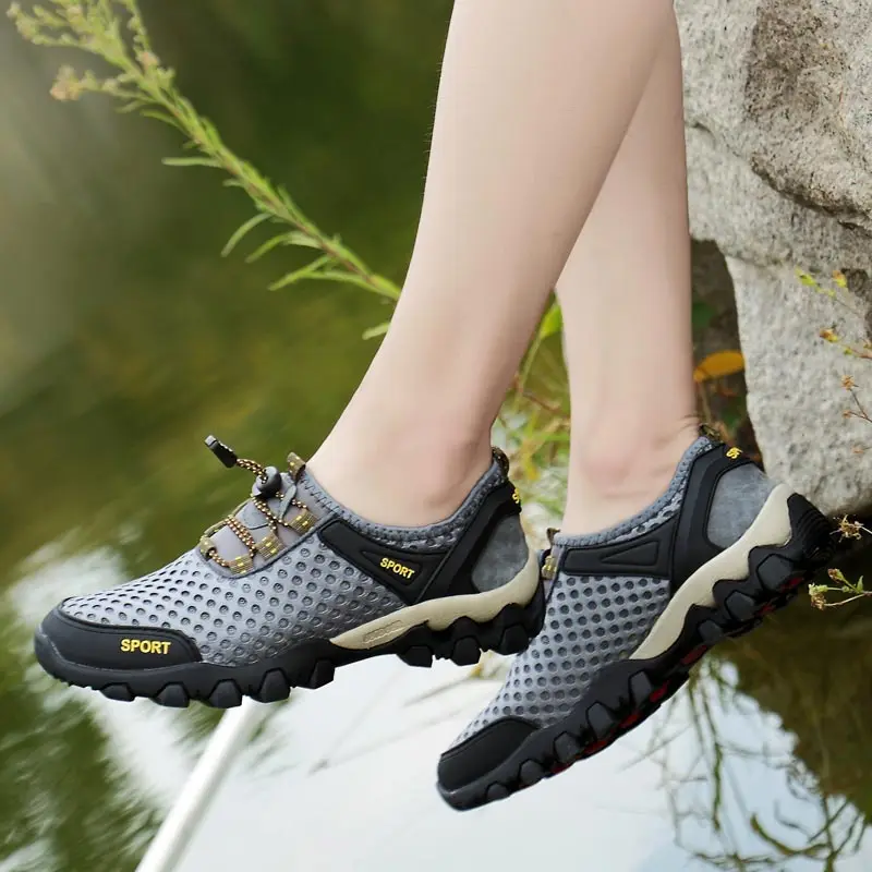 

summer slip-ons men's sneakers 2022 tennis running man sports shoes men original sport shoes men women shose black Footwear 1229