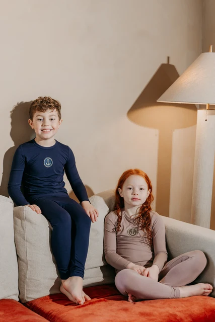 Ensemble pyjama en coton modal AS SS2026, vêtements de mode pour enfants, vêtements assortis pour la famille, vêtements décontractés confortables pour garçons et filles 1