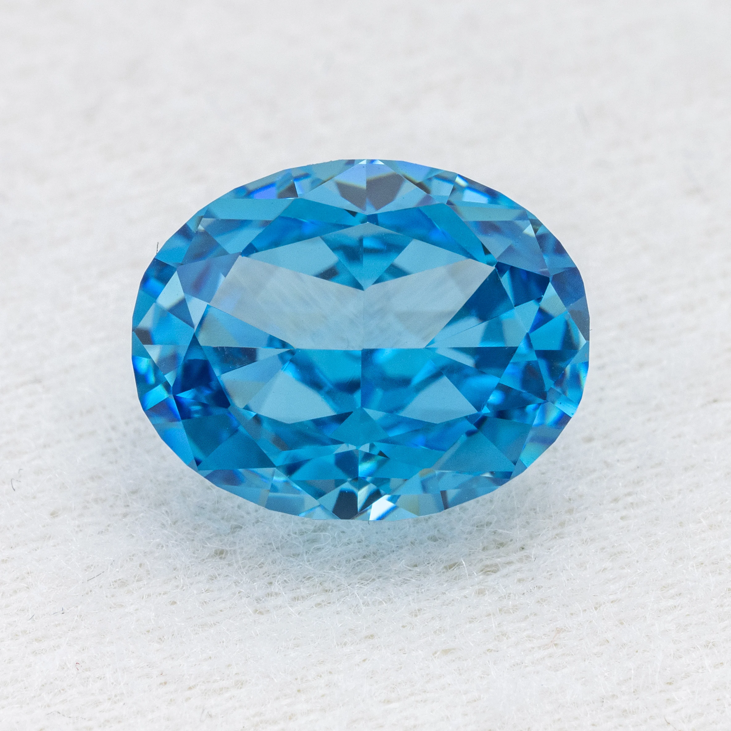 

HanYu Aquamarine Blue Oval Shape Crushed Ice Cut Cubic Zirconia High Carbon Diamond CZ Stone Synthetic Lab Zircon Gemstone