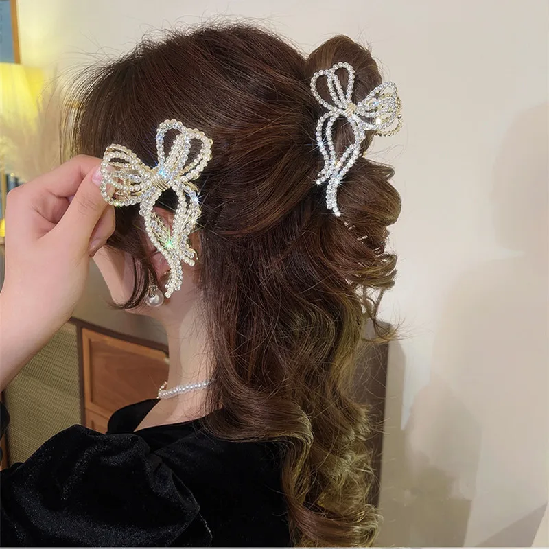 Advanced Diamond Studded Pearl Bow Hair Clip Elegant Women's Hair Clip Metal Geometric Hollow Bow Studded Diamond Headpiece