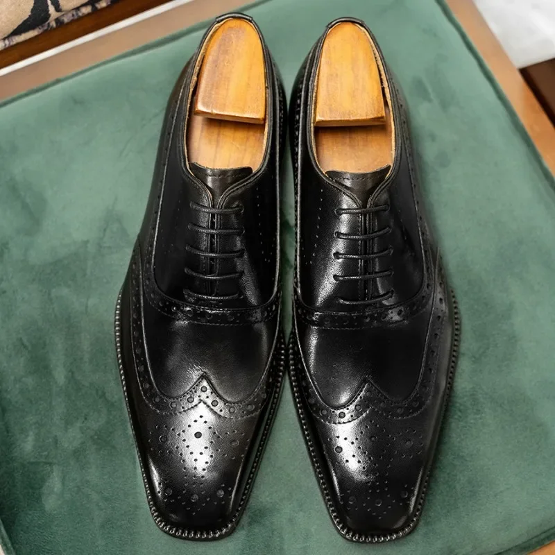 Luxuy Cow Leather Mens Brogues Shoes Handmade Genuine Leather British Style Autumn New Black Wedding Social Dress Shoes Man
