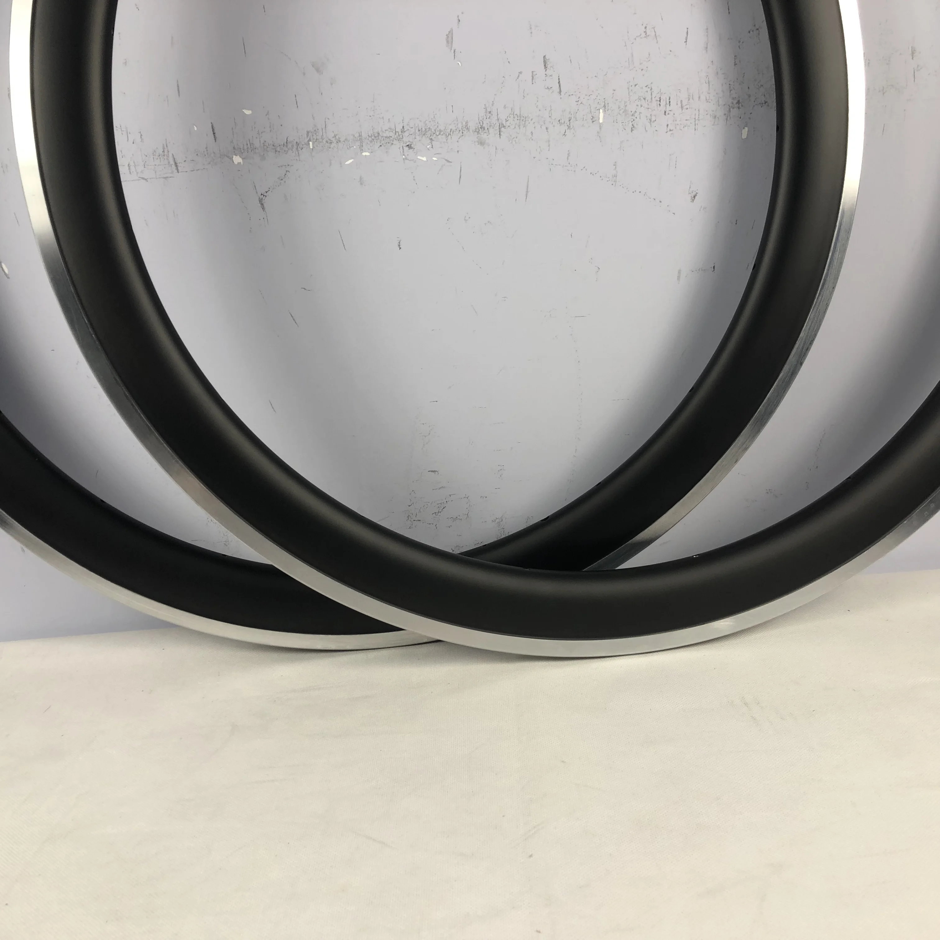 Carbon Wheels Aluminium 50 Mm Clincher Rim Alloy Brake Surface 700C 23Mm Wide From China Hot Sale Italian Bike Shop/Bicycle Team