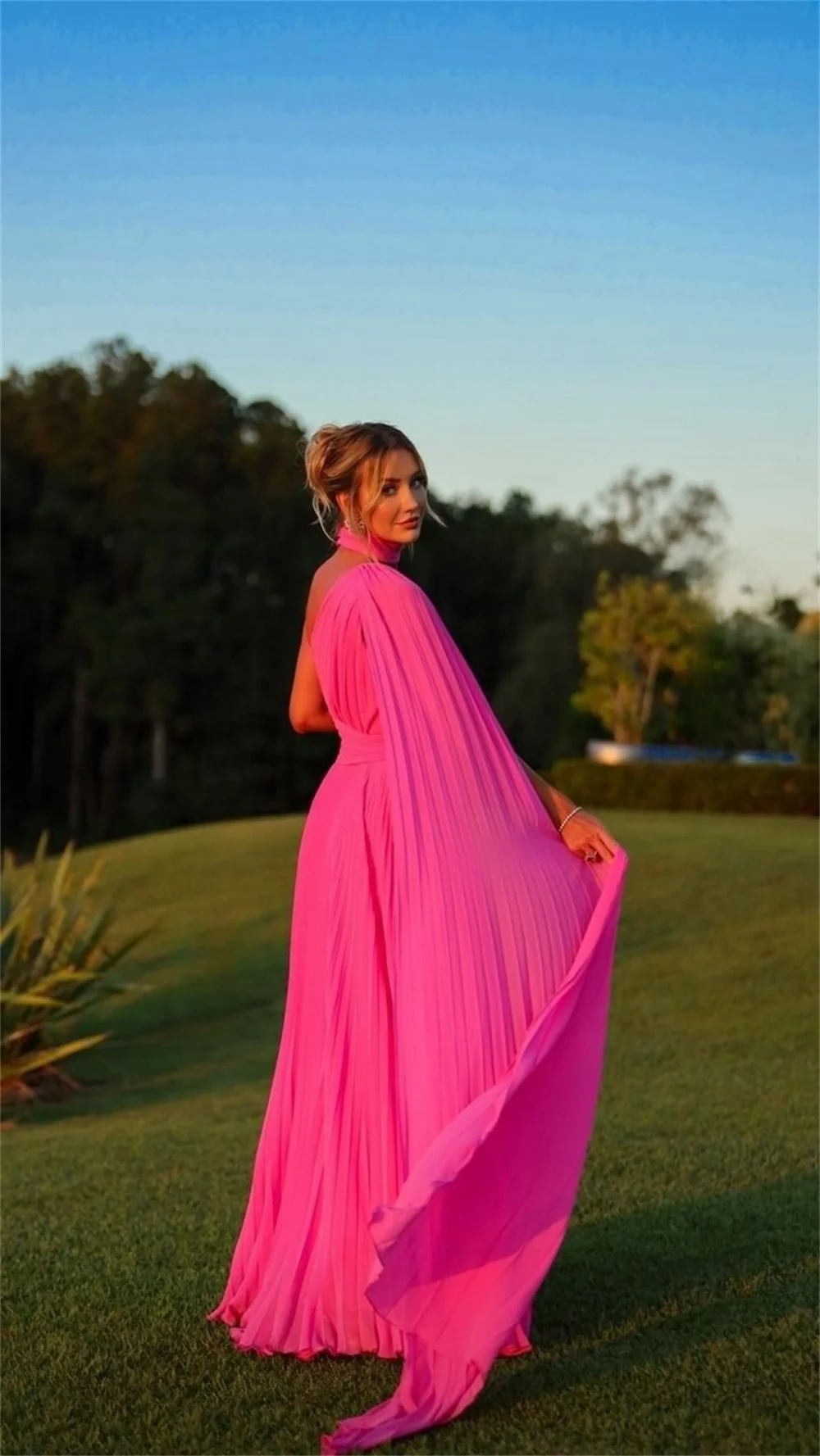 Cathy Fuchsia One Cape Sleeve Vestidos De Noche Pleated Fabric Prom Dress 2023 Sexy Chiffion A-line فساتين السهرة