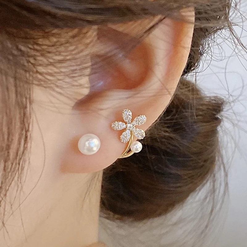 

925 Silver Needle Korean Fashion Crystal Little Flower Earrings For Women Jewelry Women's Butterfly Leaf Pearl Stud Earrings Z40