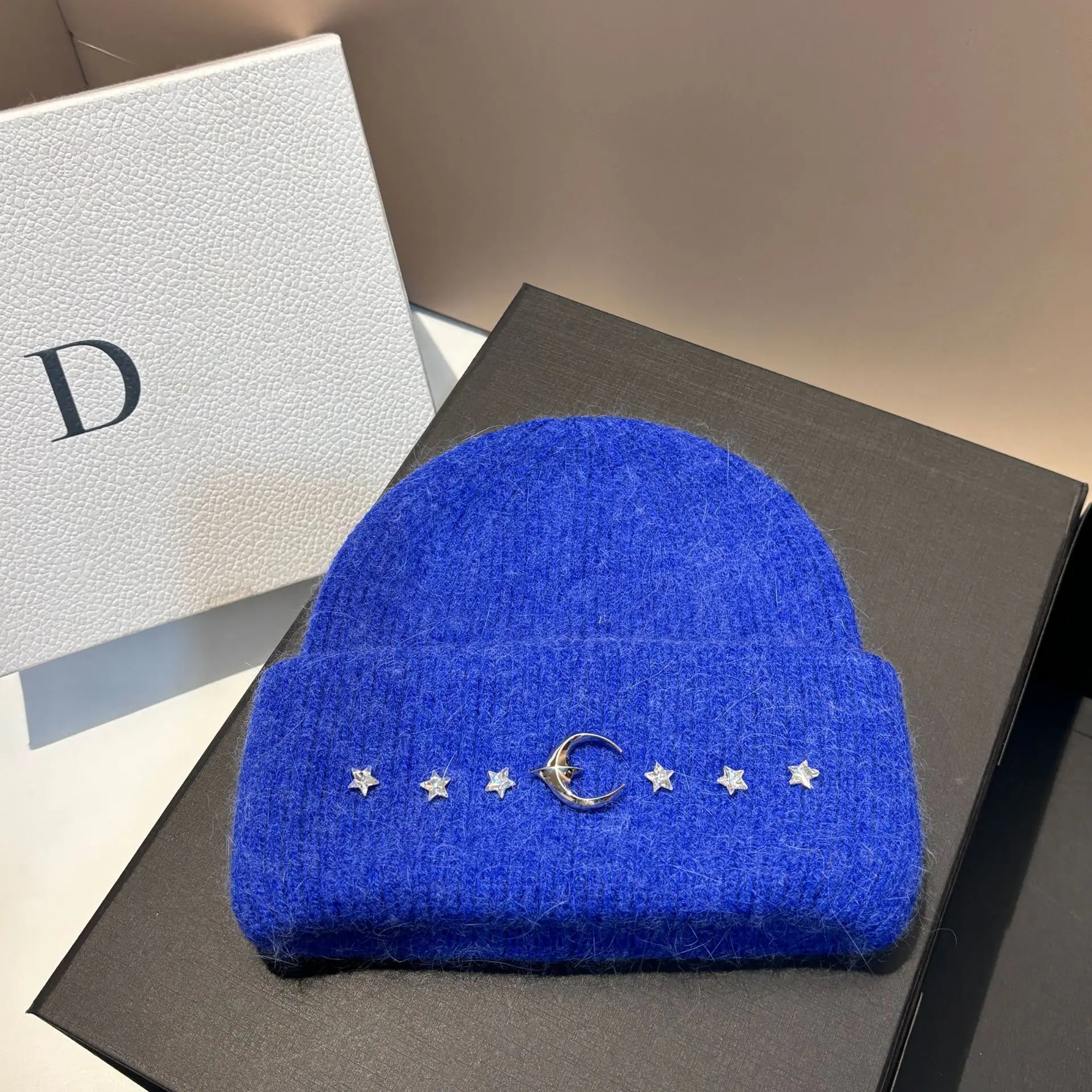 New Rabbit Fur Bifold Knit Hat Winter Warm Fashion Ear Protection Moon Beanie Outdoor Pullover Hat Women
_voghion.com