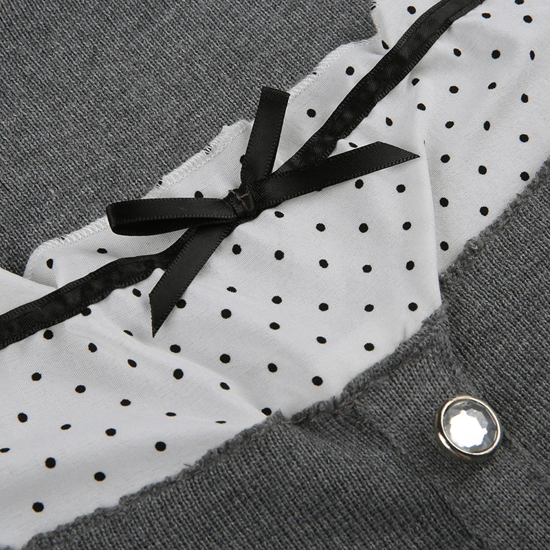 Camiseta elegante para mujer, con retazos de encaje, cuello cuadrado, de punto, dobladillo con volantes, Y2K, color gris