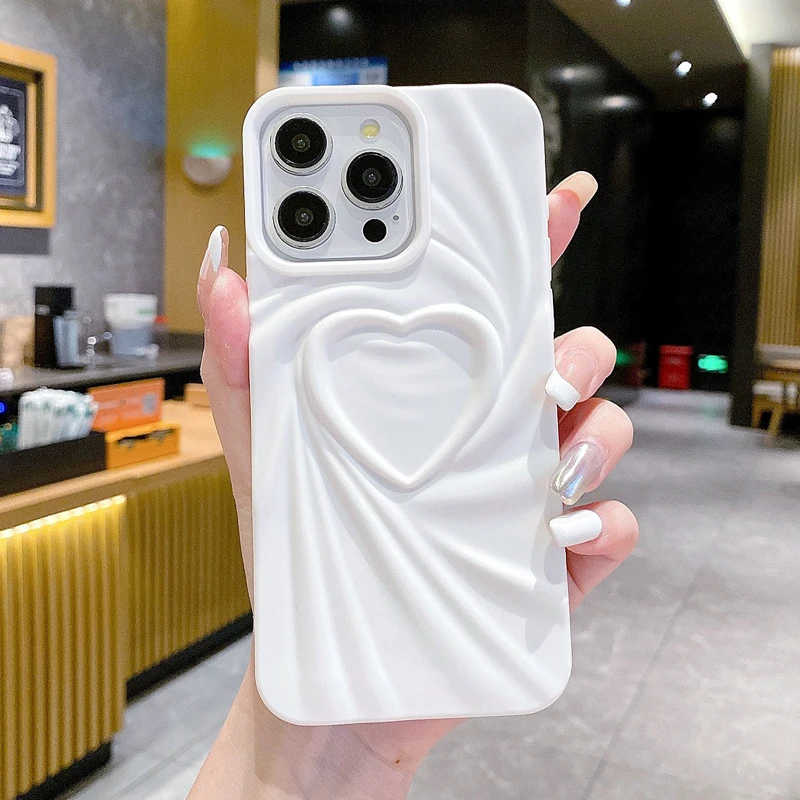 thumbnail image 1 of Funda de teléfono con diseño de corazón de amor en 3D y arrugas plegables a la moda para iPhone 13, 14, 15 Pro Max, 16 Plus, 11, 12 ProMax, cubierta completa de silicona mate suave, 1 of 5
