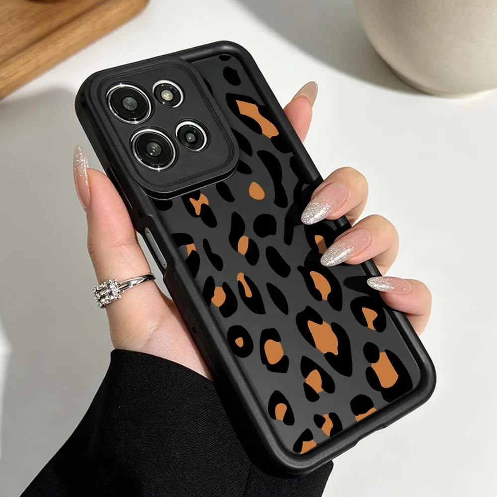 Luxury Leopard Print Cover - Stylish and Durable Phone Case with Fusion Eye Ladder Design