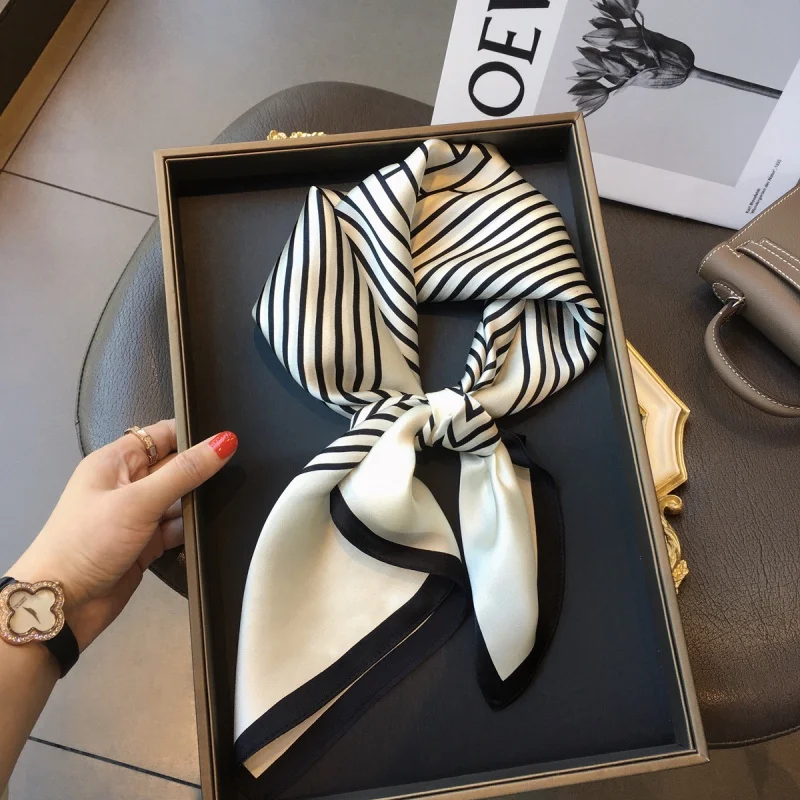 

New Classic Striped Mulberry Silk Female Ornament with 70 * 70cm Scarf Shawl
