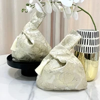 Sac à main à pompon en brocart de Style chinois, sac cadeau de luxe en Jacquard avec doublure en soie, pochette élégante pour femmes, sac de fête 3