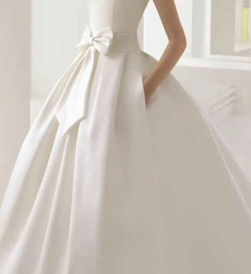 

Illusion Back Appliques Lace Bridal Gowns Bow Button A-Line Vestidos De Novia Simple Satin Wedding Dresses For Bride 2024