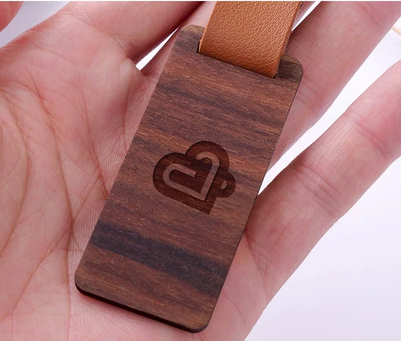 

Customized PU Leather Wooden Keychain Blank Bamboo Beech Wood Engraved Car Key Chain Personalized Phone Holder Keyring Gifts