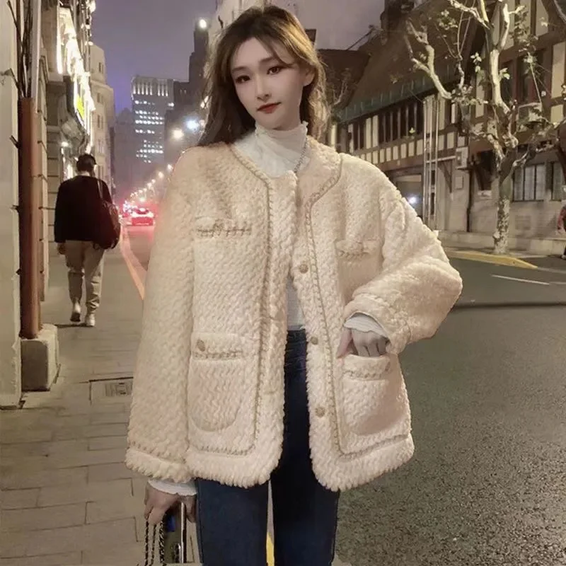 

Lamb Wool Jacket Women's Autumn Winter 2024 New Small Fragrance Coat High Quality Outwear Padded Imitation Fur Coats Female Tops