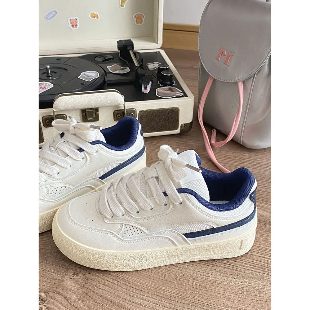 Spring Lace-up Leather Women Casual Shoes Thick Sole Flat Bottom Mixed Colors Comfortable/Breathable Women Sports Shoes 24-151