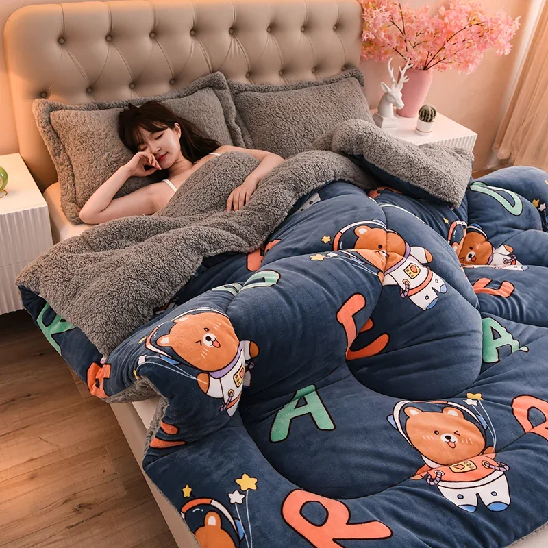 

Cute Cartoon Thick Quilt Winter Thickened Warm Snow Lamb Winter Quilt Silky Soft Milk Velvet Student Winter Quilt