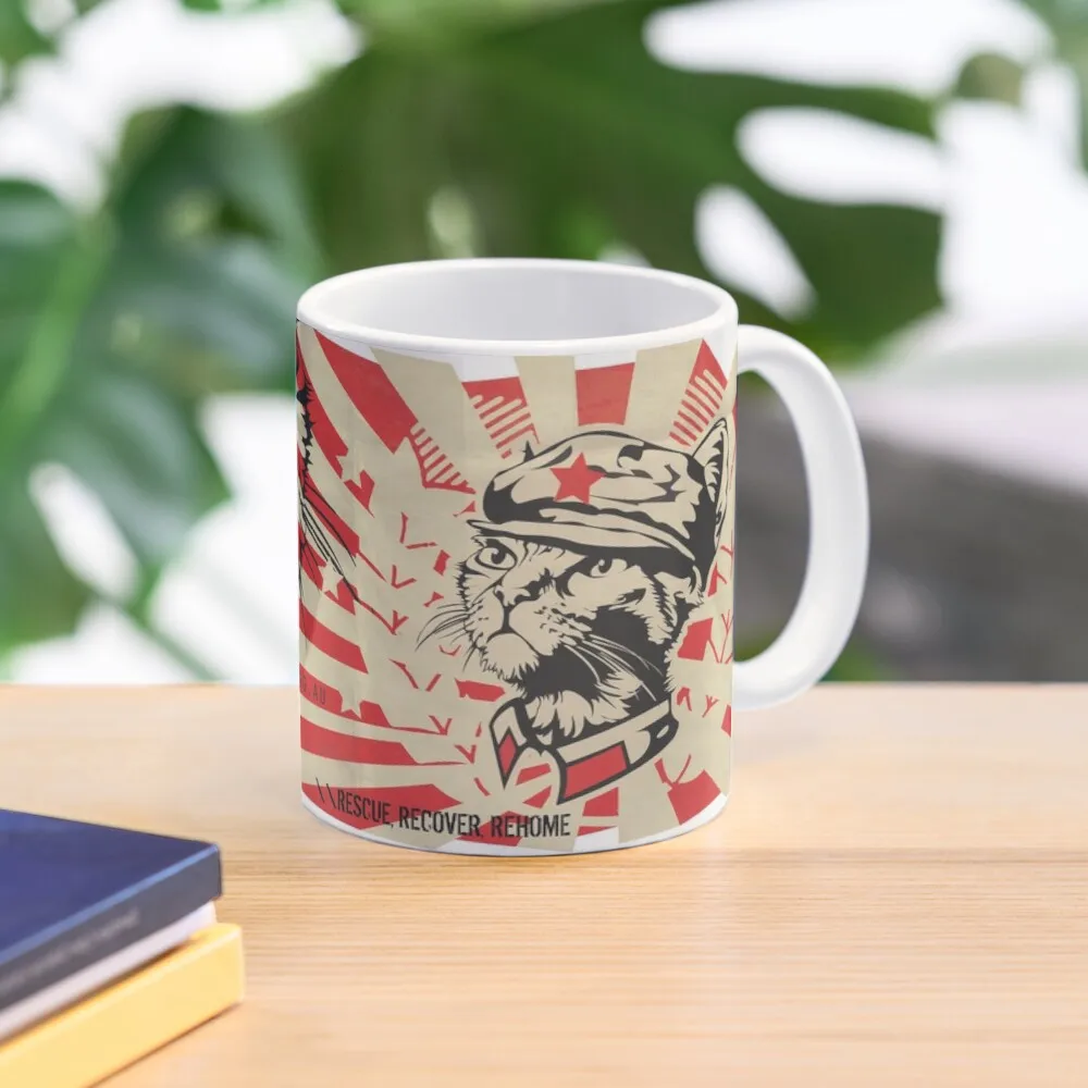 

Chairman Meow - Splash Coffee Mug Christmas Glass