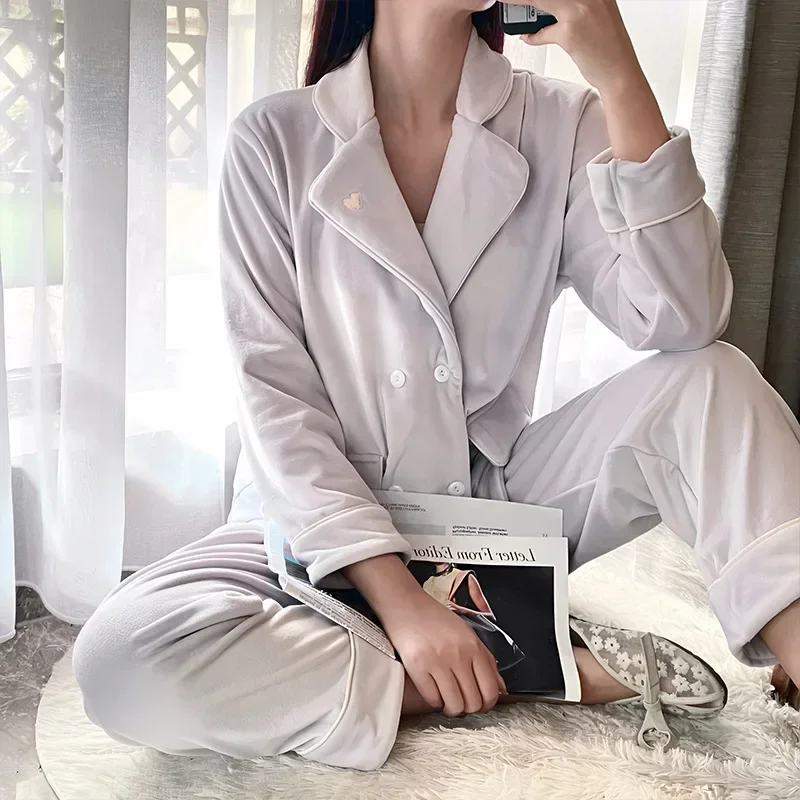 New Women's Pajamas Premium Sense of Elegance Long-sleeved Pajamas Suit Sea Island Velvet Warm Home Wear Spring, Fall and Winter