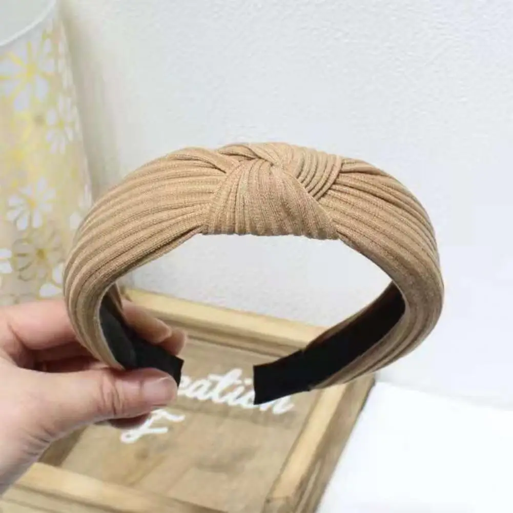 Рисунок 4 - Женский широкий обруч для волос