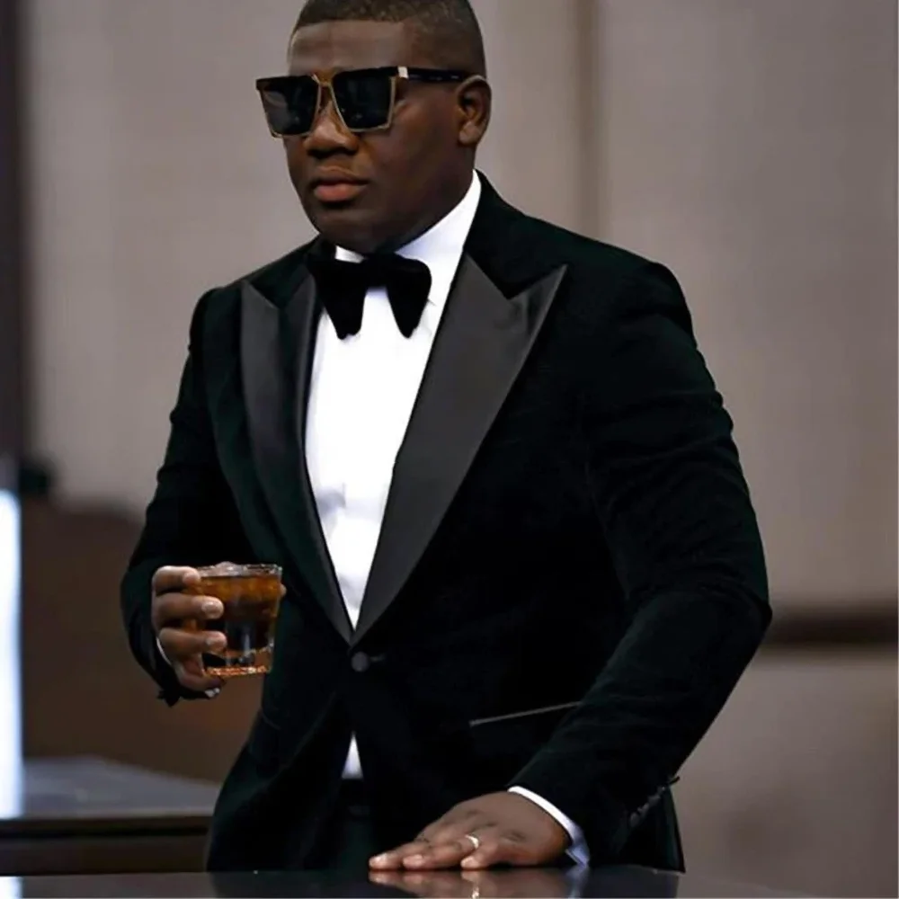 Black Velvet Men Blazer Slim Fashion Peak Lapel Single Button Jacket Slim 1 Piece Business Casual Wedding Groom Blazer