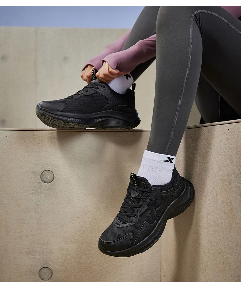 Xtep احذية الجري النساء عدم الانزلاق أحذية ناعمة خفيفة الوزن تنفس توسيد التدريب المرأة أحذية رياضية 877418110023