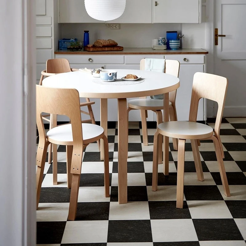 

Nordic Round Table Designer Classic Solid Wood White Round Table