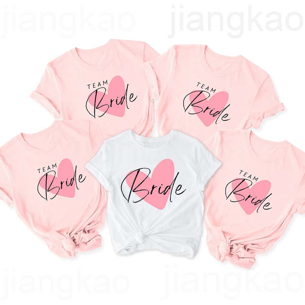 Heart Printed Team Bride Shirts Bride Bachelorette Party T-shirt Hen Party Bridal and Friends Family T-shirt Bridesmaid Outfit 1